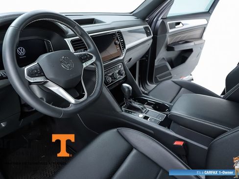 Used 2021 Volkswagen Atlas Cross Sport SEL FWD image 19