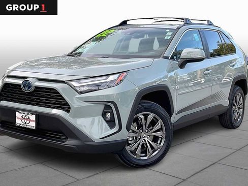 Certified 2022 Toyota RAV4 XLE Premium image 1