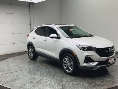 Certified 2021 Buick Encore GX Essence w/ Advanced Technology Package image 35