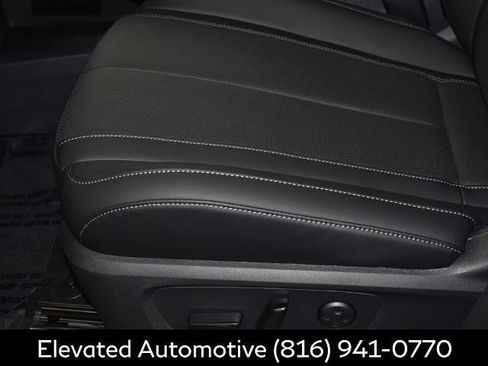 Certified 2026 INFINITI QX60 Luxe w/ Family Package image 13