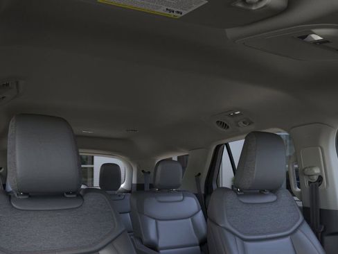 New 2026 Ford Explorer Active w/ Active Comfort Package RWD image 22