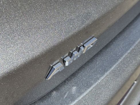 Used 2024 Cadillac XT6 Sport w/ Technology Package image 16