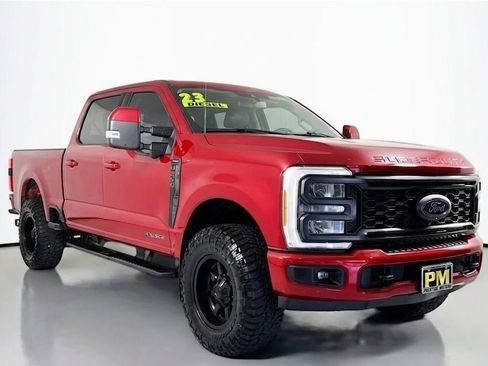 Used 2023 Ford F250 Lariat w/ Sport Appearance Package AWD/4WD image 1