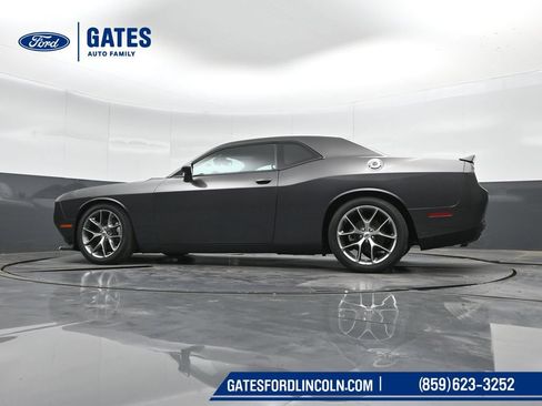 Used 2022 Dodge Challenger GT RWD image 37