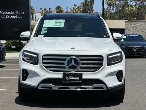 New 2026 Mercedes-Benz GLB 250 image 8