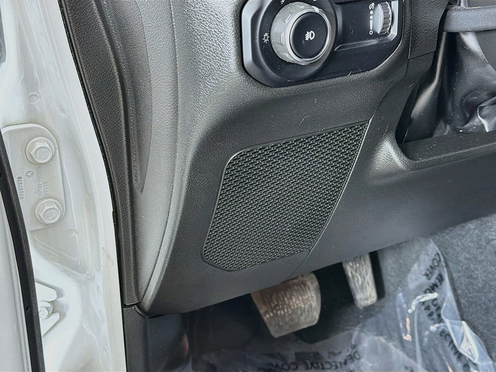 Used 2023 Jeep Wrangler Unlimited Sahara AWD/4WD image 32