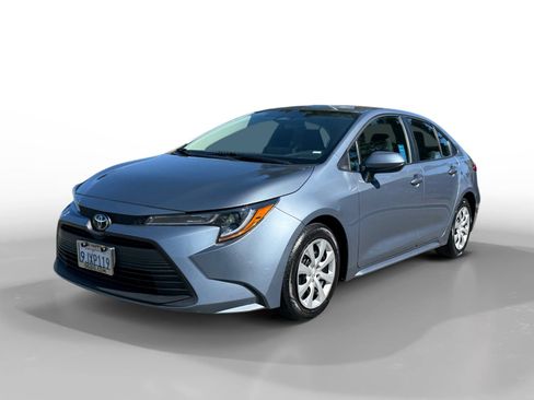 Used 2024 Toyota Corolla LE image 1