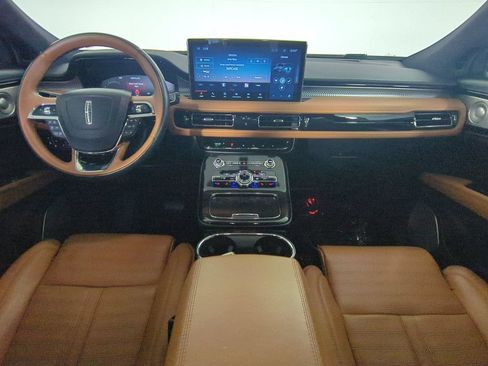 Used 2023 Lincoln Nautilus Black Label AWD/4WD image 18