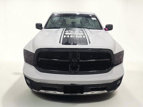 Used 2019 RAM 1500 ST w/ SXT Plus Group AWD/4WD image 3
