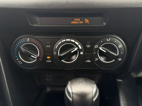 Used 2015 MAZDA MAZDA3 i Touring FWD image 34