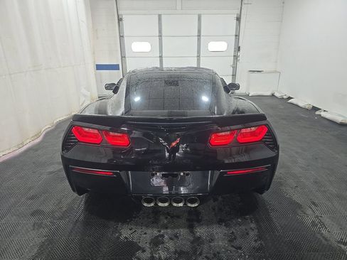 Used 2015 Chevrolet Corvette Stingray Coupe RWD image 7