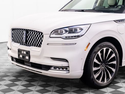 Used 2021 Lincoln Aviator Black Label Grand Touring AWD/4WD image 42