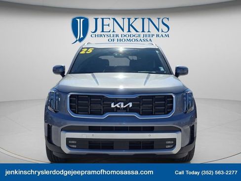 Used 2025 Kia Telluride SX Prestige image 11