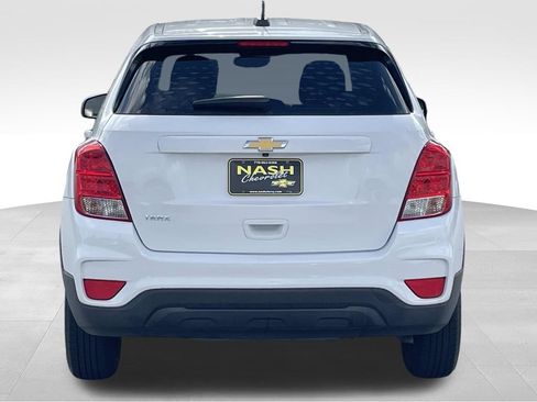 Used 2017 Chevrolet Trax LS FWD image 4