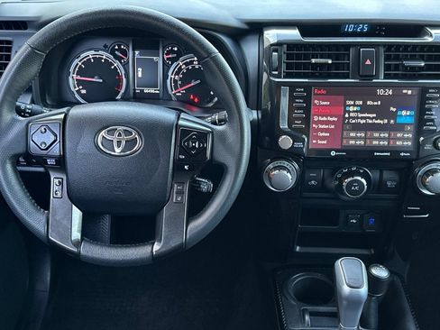 Used 2022 Toyota 4Runner TRD Off-Road Premium w/ Moonroof Package AWD/4WD image 14