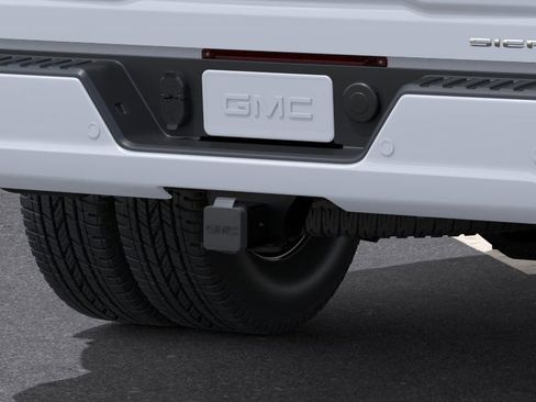 New 2026 GMC Sierra 3500 Denali w/ Denali Reserve Package image 14