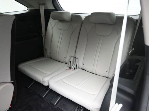 Used 2025 Kia Sorento S FWD image 27