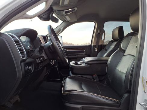 Used 2024 RAM 2500 Laramie w/ Safety Group image 28