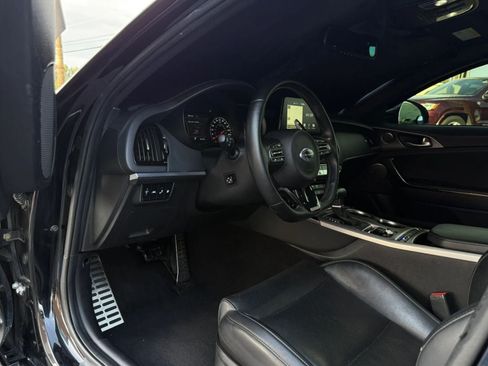 Used 2020 Kia Stinger GT1 RWD image 39