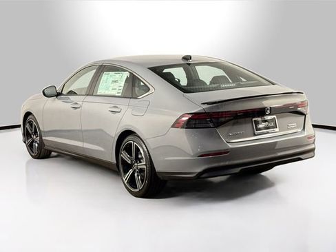 Certified 2025 Honda Accord Sport image 9