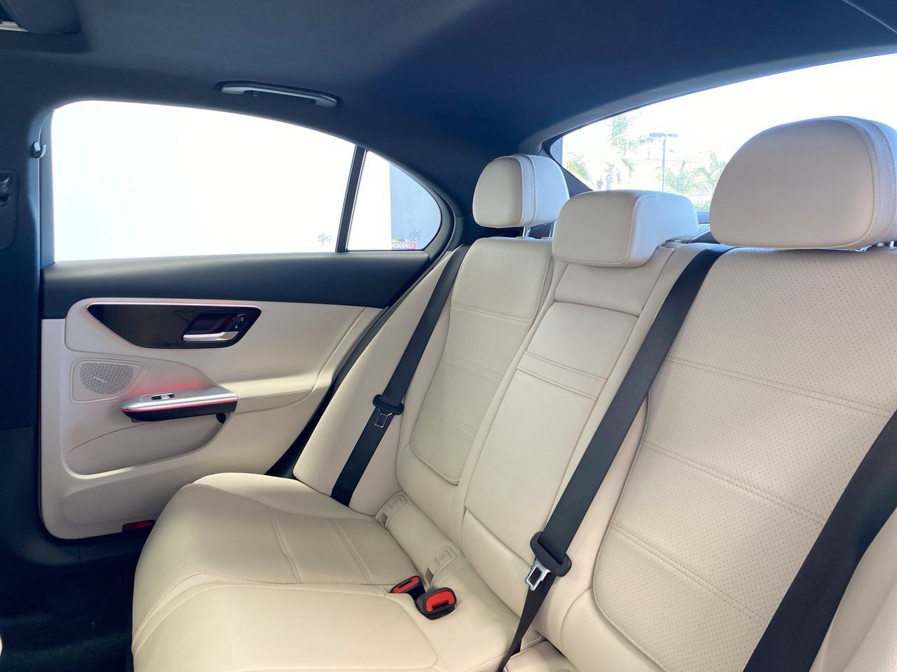 Used 2023 Mercedes-Benz C 300 Sedan w/ Exclusive Trim Package image 34