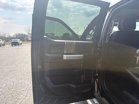 Used 2017 Ford F250 Lariat w/ Tow Technology Bundle AWD/4WD image 17