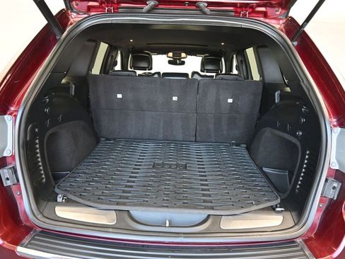 Used 2019 Jeep Grand Cherokee Limited image 47