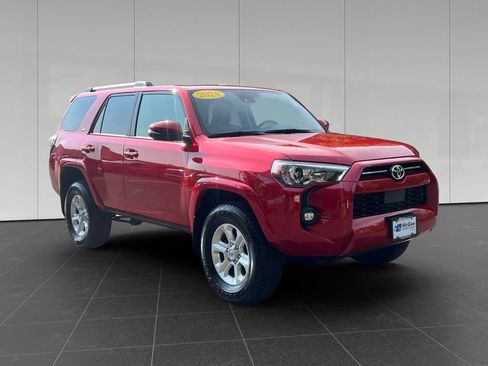 Used 2024 Toyota 4Runner SR5 Premium w/ Moonroof Package AWD/4WD image 7