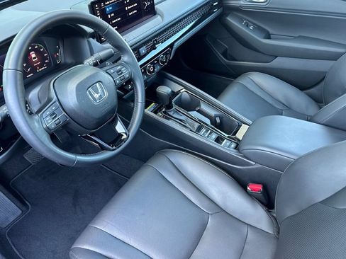 Used 2025 Honda Accord EX-L image 12