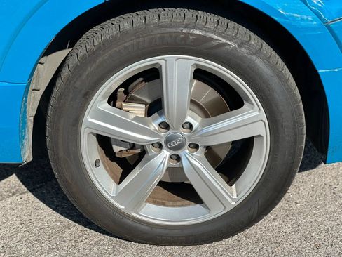 Used 2019 Audi e-tron Prestige AWD/4WD image 26