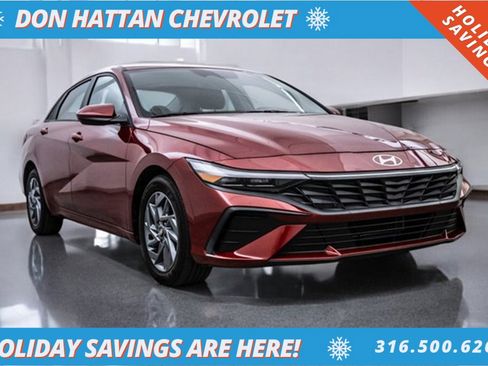 Used 2024 Hyundai Elantra SEL image 38