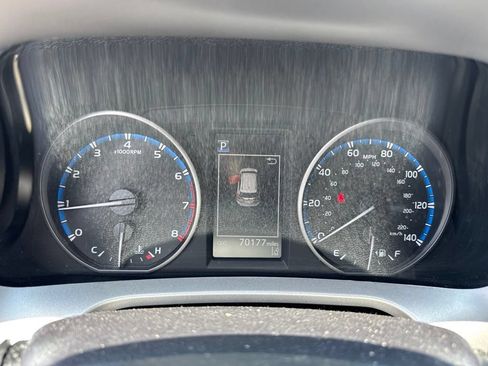 Used 2017 Toyota RAV4 XLE FWD image 16
