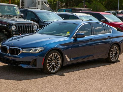 Used 2021 BMW 530i w/ Convenience Package RWD image 9