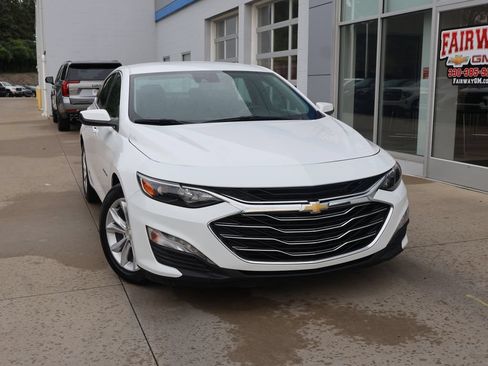 Certified 2025 Chevrolet Malibu LT FWD image 35