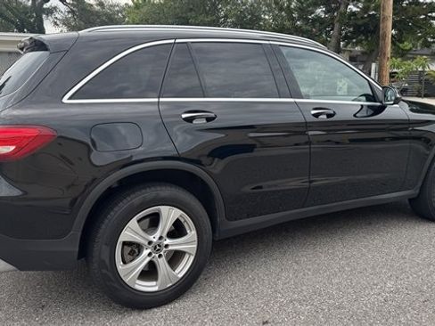 Used 2018 Mercedes-Benz GLC 300 4MATIC image 7