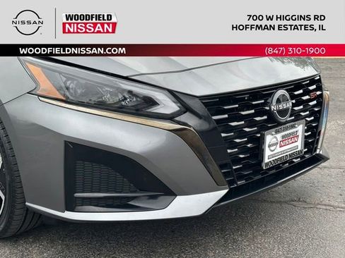 Certified 2023 Nissan Altima 2.5 SR AWD/4WD image 8