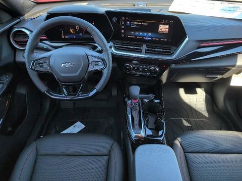 New 2026 Chevrolet Trax RS w/ Sunroof Package image 4