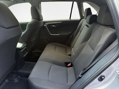 Used 2019 Toyota RAV4 XLE w/ Convenience Package AWD/4WD image 23
