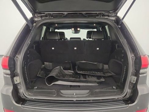 Used 2020 Jeep Grand Cherokee Altitude image 20
