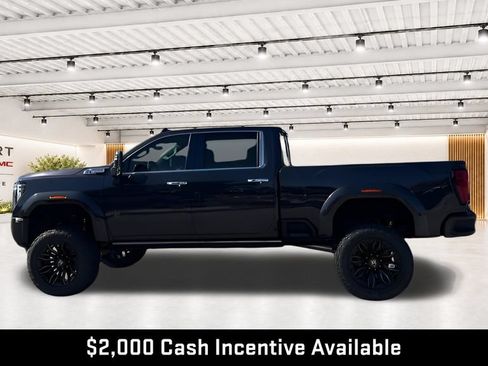 New 2026 GMC Sierra 2500 Denali w/ Denali Reserve Package AWD/4WD image 6