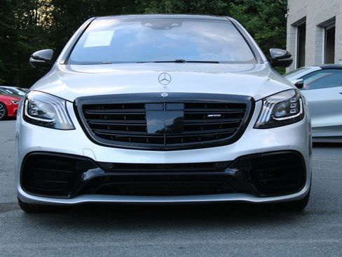 Used 2019 Mercedes-Benz S 63 AMG S 4MATIC Sedan image 2