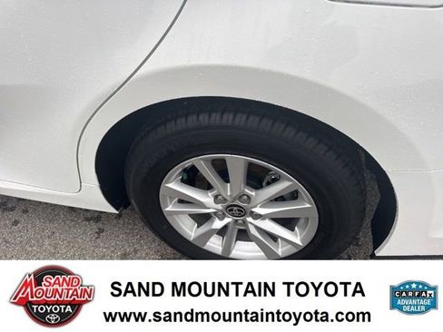 Used 2025 Toyota Camry LE image 12