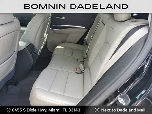 Used 2022 Cadillac XT4 Luxury w/ Driver Awareness Package image 12