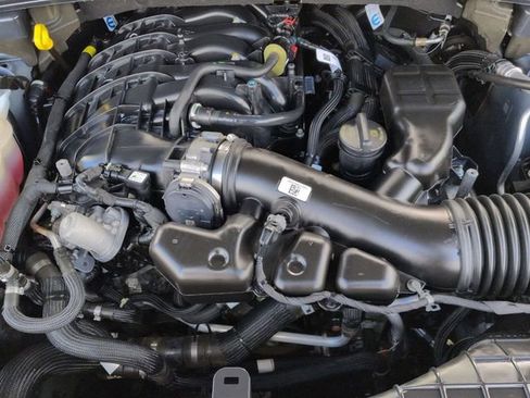 Certified 2024 Jeep Grand Cherokee L Limited w/ Luxury Tech Group II image 33