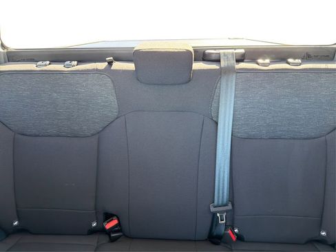 Used 2025 Ford Maverick XL w/ Equipment Group 102A image 14