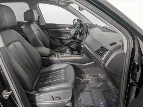 Used 2021 Audi Q5 2.0T Premium w/ Convenience Package AWD/4WD image 24