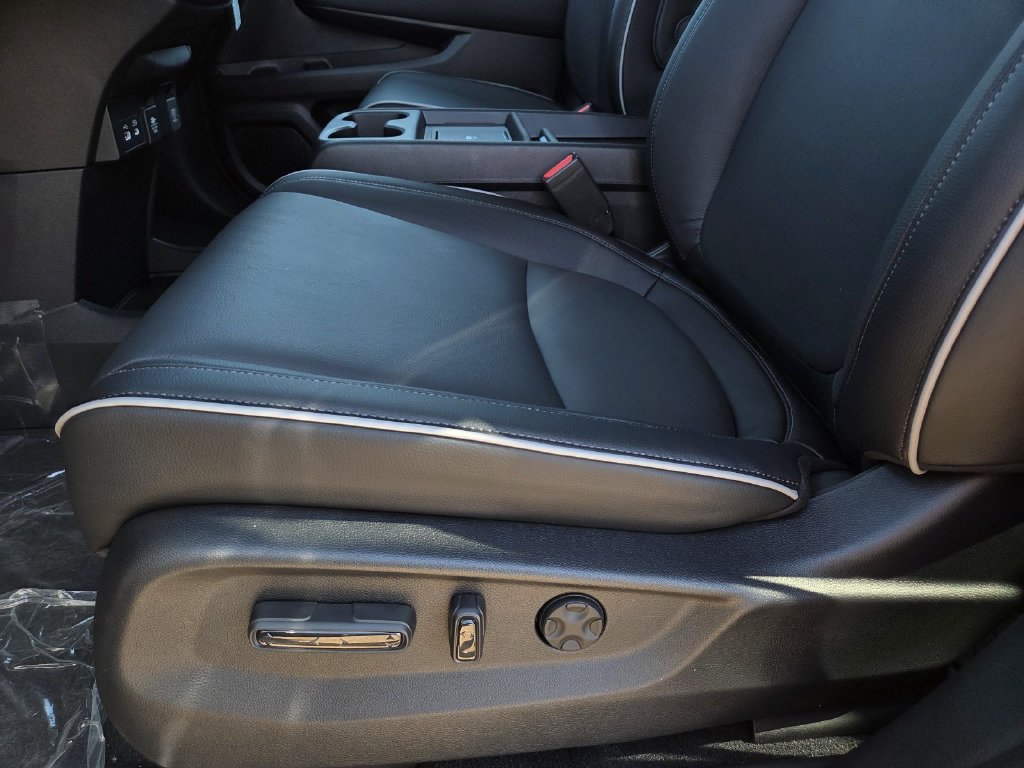 New 2027 Honda Odyssey Touring image 15