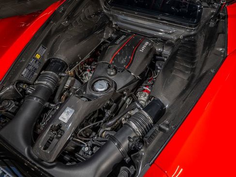 Certified 2019 Ferrari 488 Pista Coupe RWD image 38