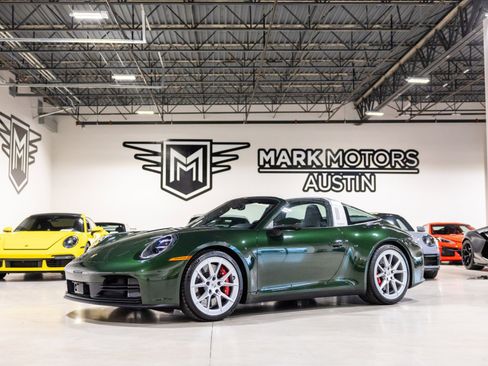 Used 2026 Porsche 911 Targa 4S image 1