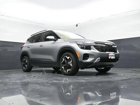 Used 2025 Kia Seltos S FWD image 45